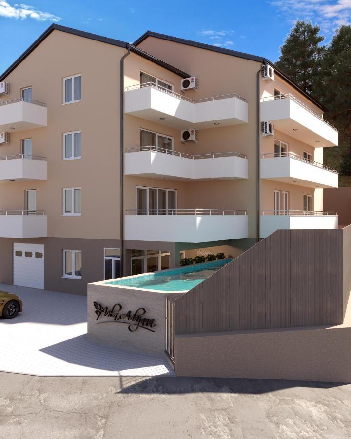 Apartments Vila Adrijana & Fitness Studio Wolf Baska Voda Exterior photo