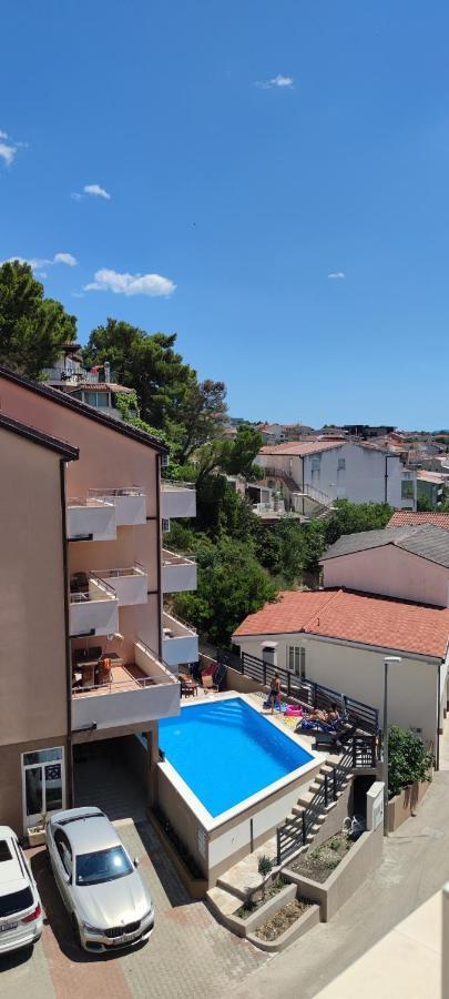 Apartments Vila Adrijana & Fitness Studio Wolf Baska Voda Exterior photo